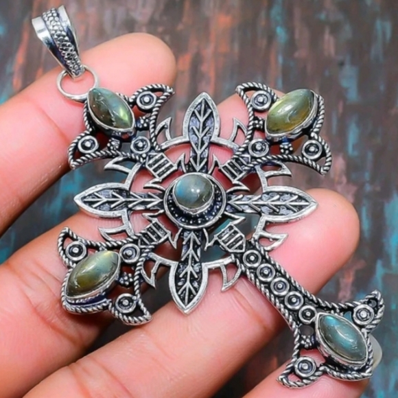 Labradorite 925 Sterling Silver Celtic Cross Handmade Pendant and Necklace 20" - Picture 3 of 7